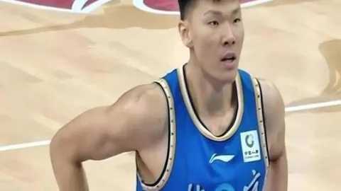 幸运飞艇 044458 3